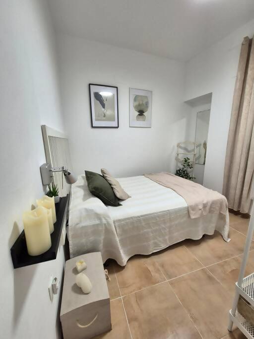 Hostfy Centro San Roman Seville Exterior photo