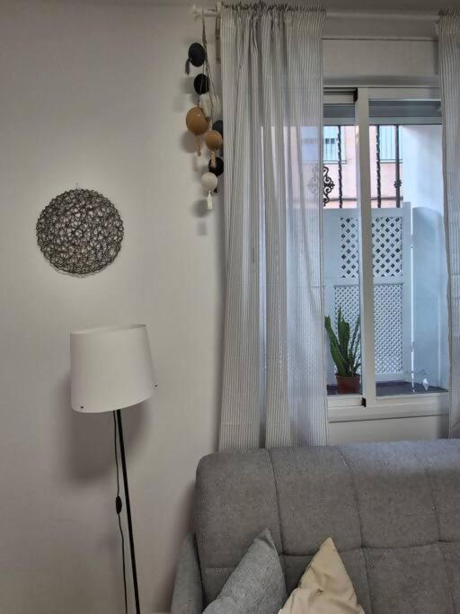 Hostfy Centro San Roman Seville Exterior photo